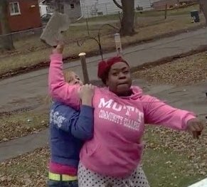 Idontevenexist7's tweet photo. That witch Zanab better count her mf days. How dare she treat Cole like that. 
#LoveIsBlind https://t.co/ExINzv2v49