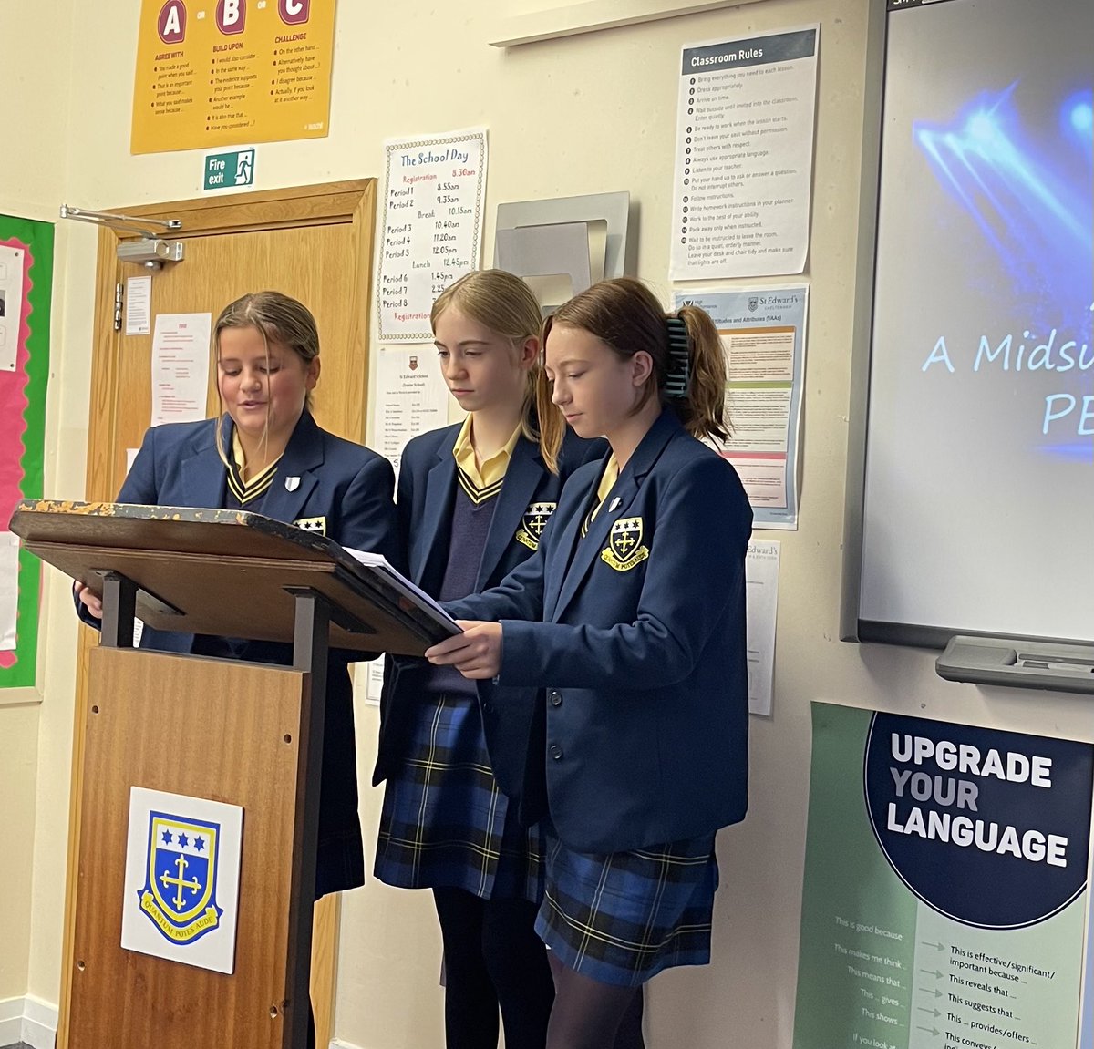 SECEnglishDept's tweet photo. Year 8 got stuck into the Bard today, exploring A Midsummer Night’s Dream’s characters… from Oberon and Puck to Lysander and Hermia - brilliant, radical reinvention at work! #SECEnglish #SECBigIdeas #SECGrowth https://t.co/Sd8UXTGB0I