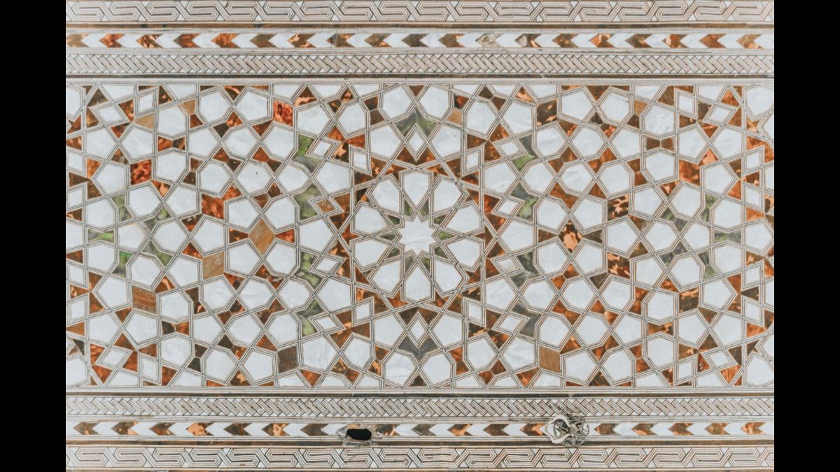 In this week's #ThrowbackThursday, we revisit A. Rodin’s activity guide for “Art Meets Math: Escher’s Tilings.” We love the exploration of #tessellations &amp; #symmetry! See mathcircles.org/activity/art-m… [📷: M. Dağlı] Anyone have #tiling pics to share? Post them here!