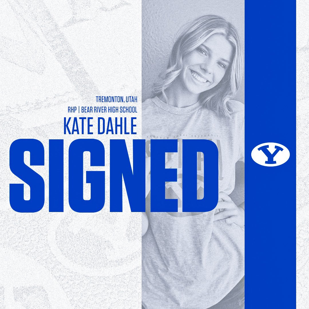 Welcome to the family Kate! 💙🤙

#gocougs