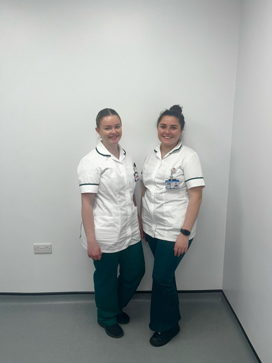 RBHAcuteTherapy's tweet photo. Is it even OT week without a team photo shoot? And what an amazing group of OTs we have! Thank you to everyone of you for everything you do for our patients and the team 💚🥳✨@boltonnhsft #OTWeek22 @NW_RCOT https://t.co/Mf2JbADq7z