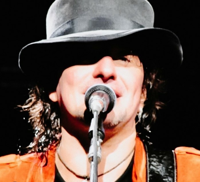 1983_Present's tweet photo. Top man @TheRealSambora #realkingofswing #samboraland https://t.co/I5LlSuPQXe
