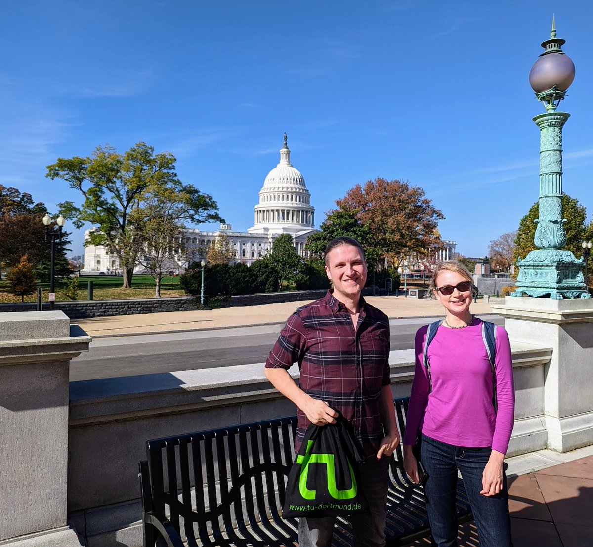 Sightseeing in Washington with <a href="/AnnaKlie/">Anna Klie</a> before #SSSR_RRA2022 starts tomorrow! <a href="/TU_Dortmund/">TU Dortmund</a>