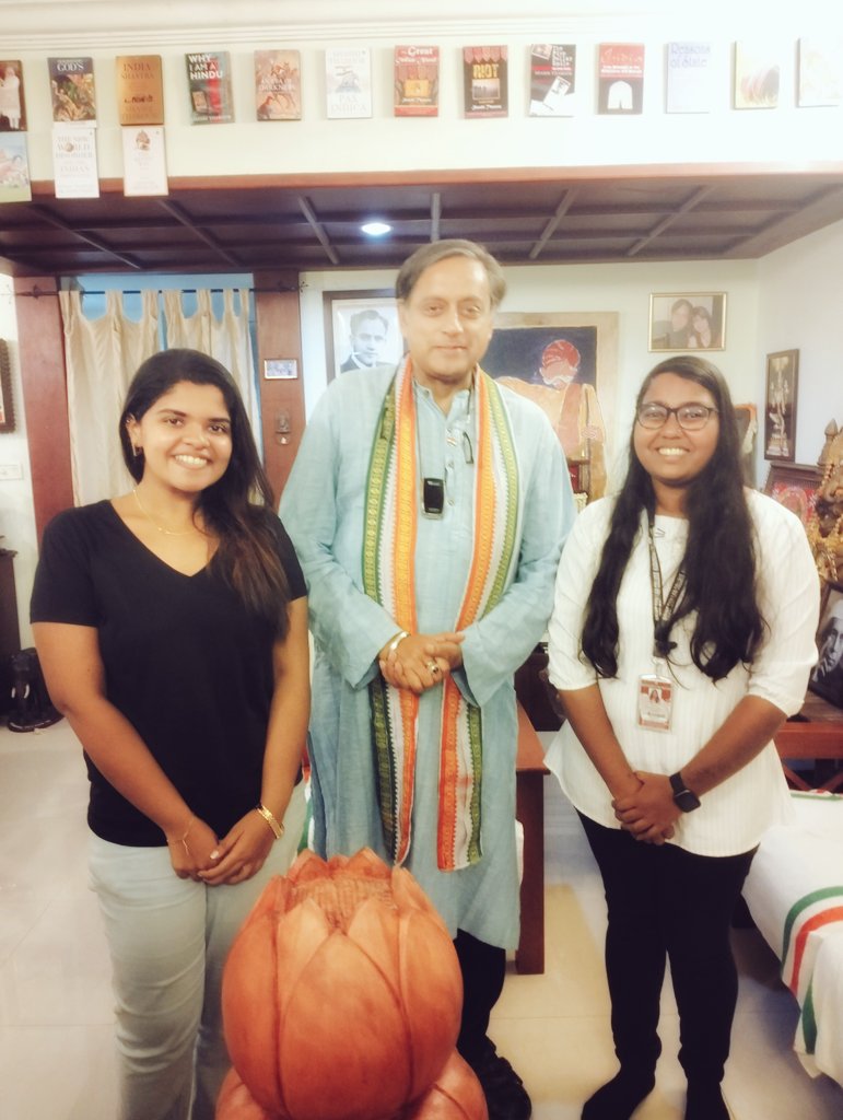 AnchuMeera's tweet photo. Being a fangirl is the best thing that's ever happened to me... ❤️ https://t.co/OZ7Win4RBB