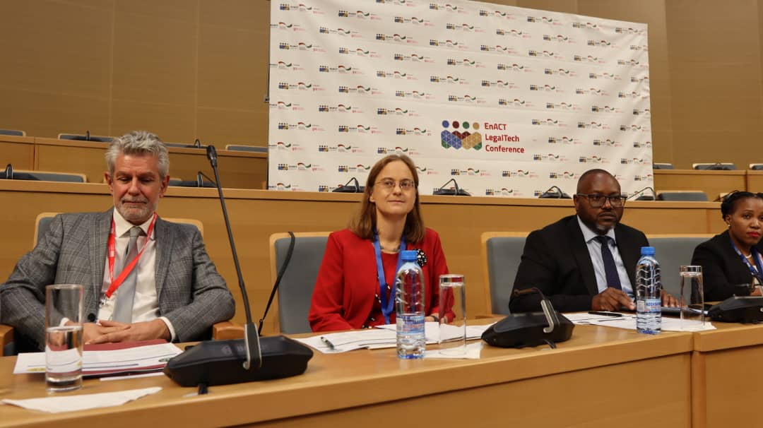 GermanyinZambia's tweet photo. @giz_gmbh is currently hosting the first ever LegalTech conference in #Zambia.
#LegalTechForLegalAid connects actors from Zambia and the region to find ways how technology can make legal aid delivery more efficient in Zambia. 🇩🇪 supports the promotion of #accesstojustice! 💪🙂 https://t.co/yzq39bRNKE