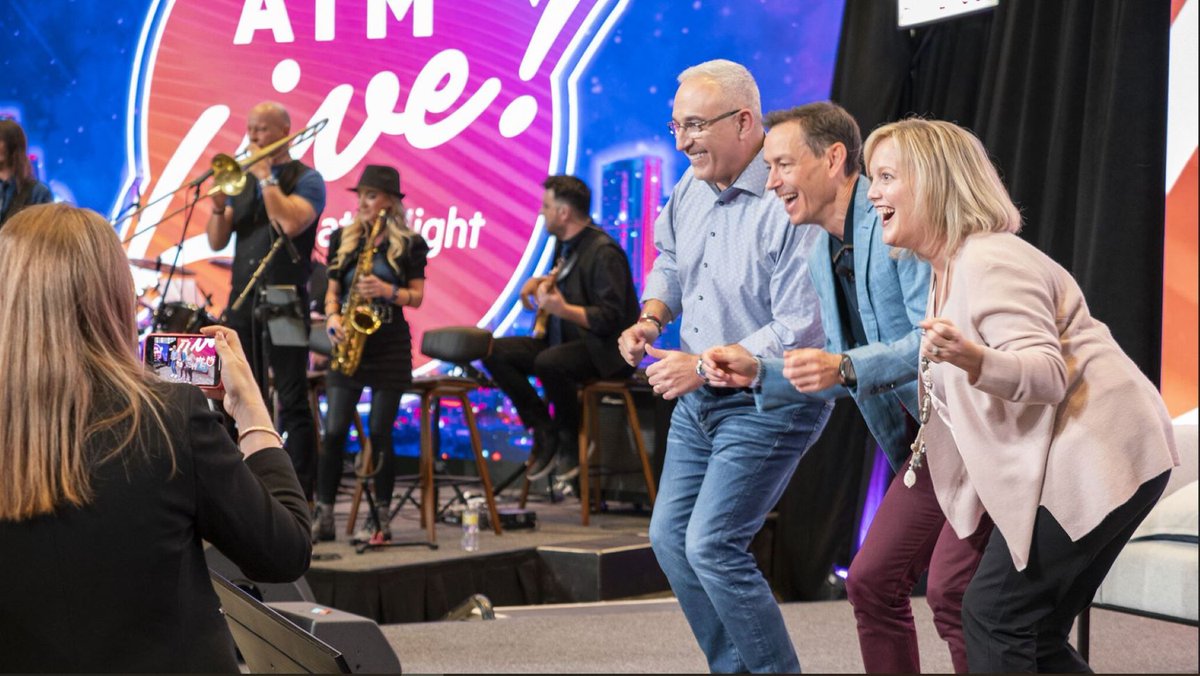 #HPE celebrates 7 years of purpose, pride and delivering on its commitments. Today <a href="/HPE/">HPE</a> Team Members from around the globe celebrate accomplishments and sharing their excitement for the future. #WeAreHPE hpe.to/6013MxZkL