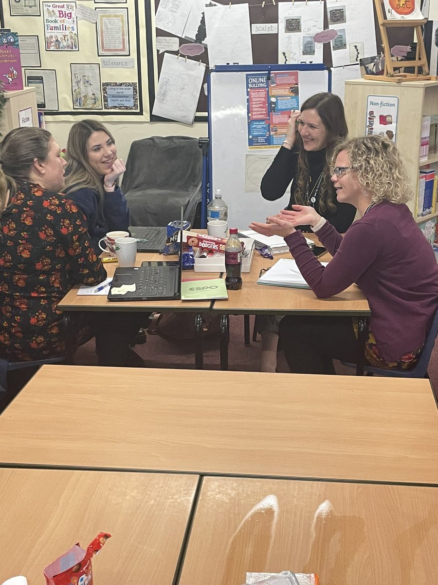 SharplesMiss's tweet photo. Fantastic collaboration and discussions to quality assure and evolve the curriculum @StThomasBoston #subjectexperts #knowmoreremembermoredomore #foodsnacks https://t.co/yaeFGojo7v