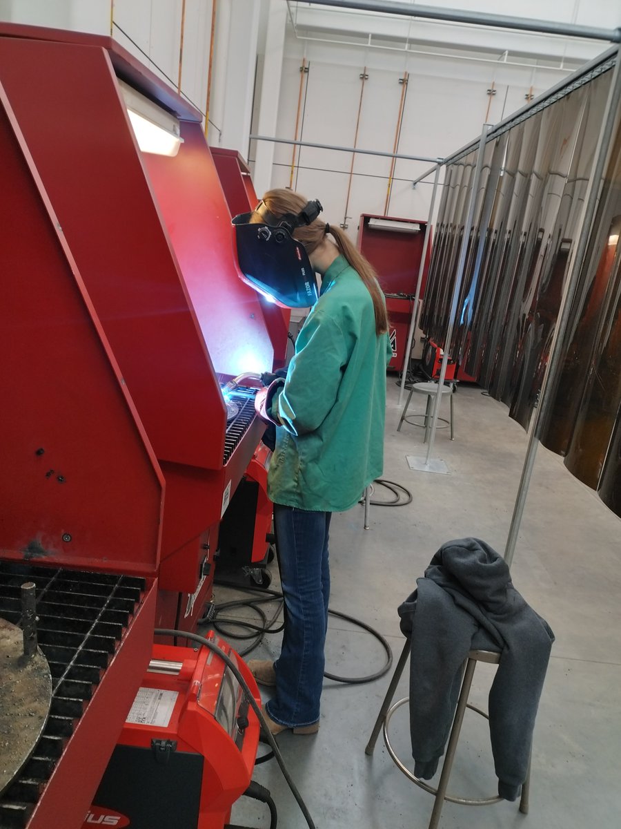 lrknutson3's tweet photo. Junior Job Shadow Day! We love the experiences our students are getting! @WayneSchools https://t.co/givGDUTDos