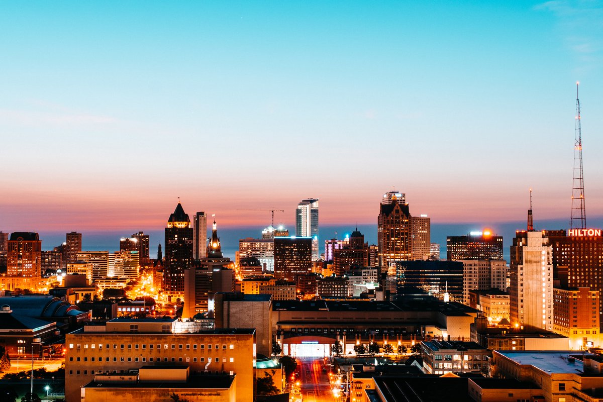 PlaceAholic's tweet photo. The 20 Best Places to Live in Wisconsin https://t.co/SMbj1THiB9 https://t.co/ahhr32giVa