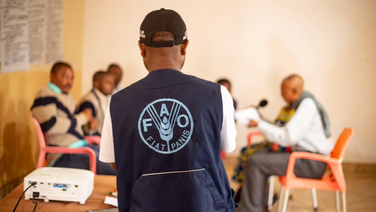#ClubsDimitra au 📌Sud-Kivu
✅Formation de 3⃣2⃣journalistes,partenaires de mise en oeuvre,animateurs communautaires de Mwenga et Walungu sur l’approche des #ClubsDimitra de la FAO;
✅Outiller sur les thématiques liées à la dynamique communautaire mise en place dans les Clubs.