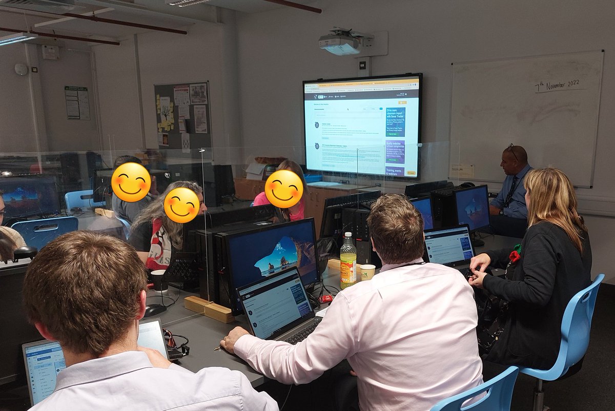 Geoggersthom's tweet photo. Tonight's coffee and CPD delivered by @MYSTERFARR How to use SISRA to analyse data #cpd #sisra #data @PlantbrkSchool https://t.co/bA4kwiciyp