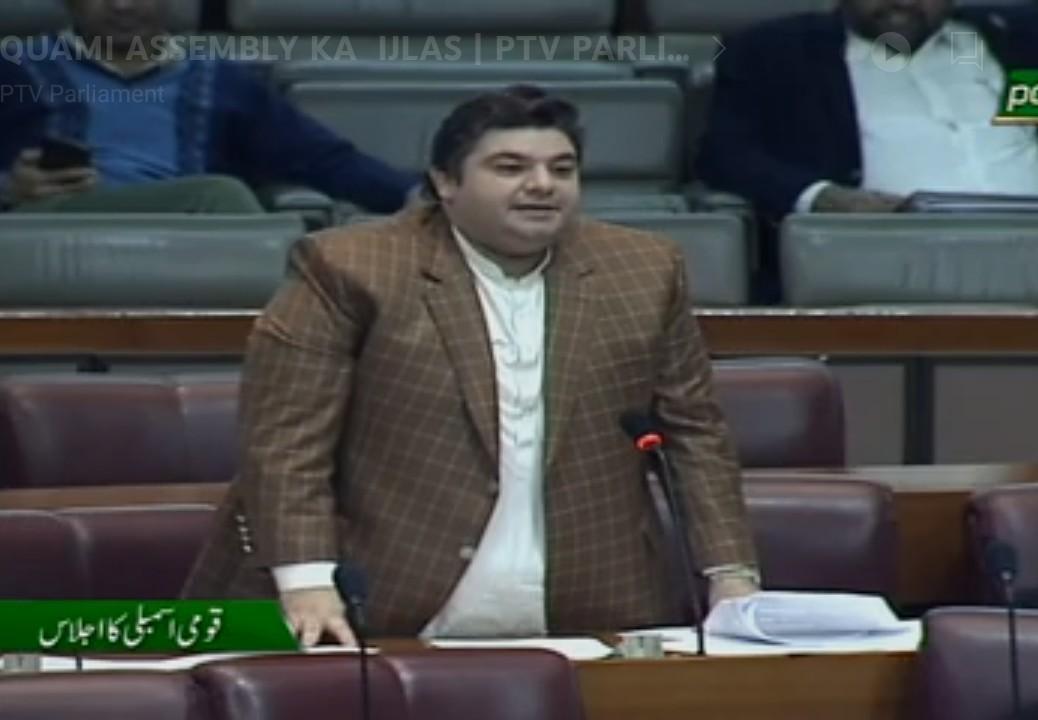 HaDi_Ali_Shah's tweet photo. Thank you so much Mr. Saad Waseem Sheikh @sheikh_mna . 
Here you mentioned that 44% students are failed. But remaining 56% are passed with very low grade and their whole CGPA is spoiled. 
So, it is the issue of 100% students students.
Allah will bless you
#vuresultnamanzor https://t.co/O34BQcSjQ7