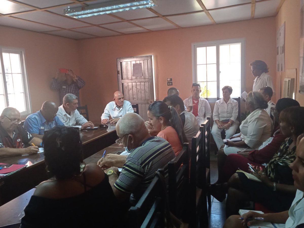 DraLiss8's tweet photo. Rendición de cuenta de salud en la dirección del gobierno municipal https://t.co/IcpQSja9sU