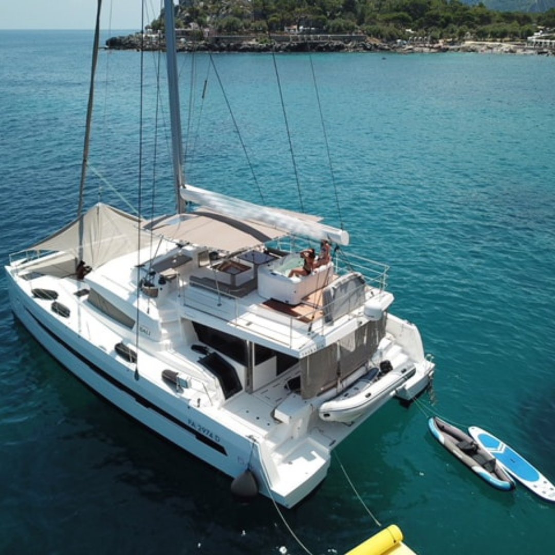 West_Coast_Int's tweet image. ⛵️DIDYMOS⛵️
*SPACIOUS, COMFORTABLE, INNOVATIVE*

A beautiful BALI 5.4 cruising catamaran, available for charter with panoramic sea views, taking you from sailing mode to lounge mode in a flash.

#BaliCatamaran #LuxuryYachtCharter

⚓️More Info: westcoastint.com/yachts/didymos/