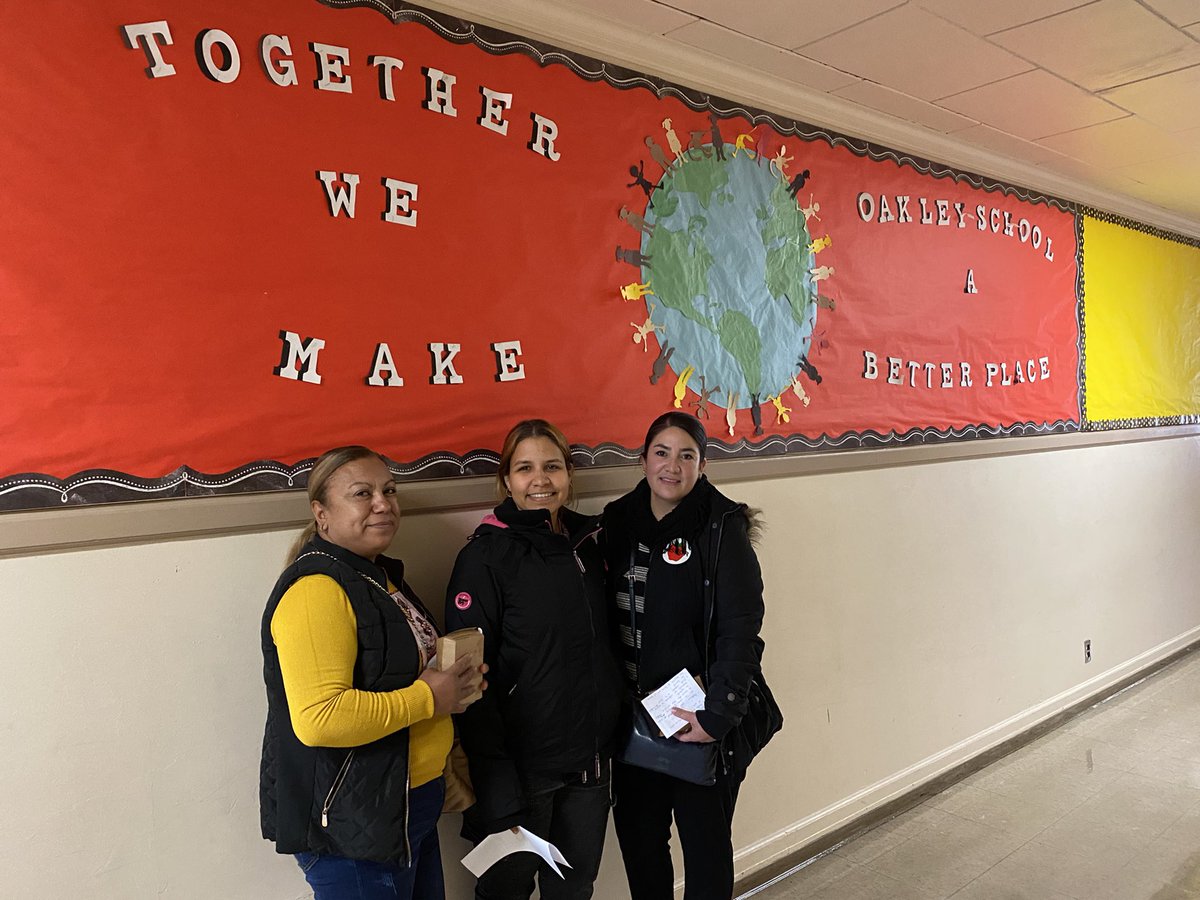 MBordanaro's tweet photo. Great conversation with 3 of our #OUESD parents following their School Site Council meeting this morning. Their #engament is welcomed and appreciated! #ParentEngagementMatters #SchoolCommunityVoice @Anaritalogan @SchoolOakley @OESTigers https://t.co/toPL9Ln0XW
