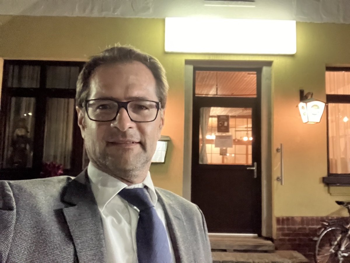 SchuhChristoph's tweet photo. Vorfreude kurz vor Start: heute in #Bernhardsthal Infoveranstaltung v @NOEZSV im #Dorfwirt #Bauer zum Thema #Sichere #Stromversorgung & #Blackout…freu mich auf Diskussion mit vielen #Bürgerinnen & #Bürger 👏👍 https://t.co/8e0hM2HtWY