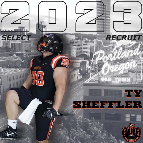 After a great phone call with <a href="/CoachMachadojr/">Mike Machado Jr</a>, I’m excited to announce that I have received my first offer to play college football at Lewis and Clark College! 
<a href="/pdpreps/">Press Democrat</a> <a href="/westcoastpreps_/">West Coast Preps</a> <a href="/JoeBushman5/">Joe Bushman</a>