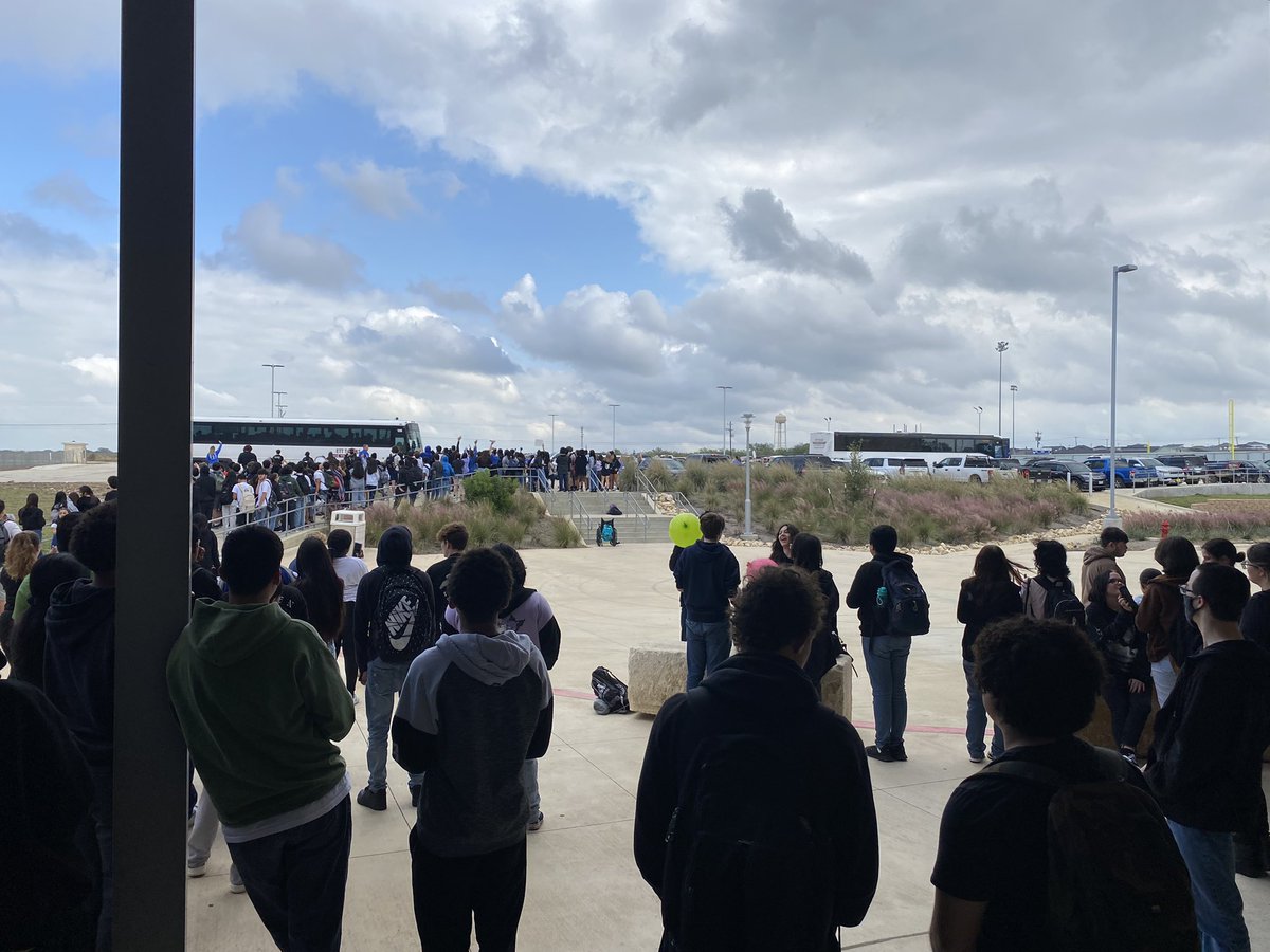 JarrellHS's tweet image. Football……Playoff Bound!! BEAT Devine. Go Cougs!
@Jarrell_ISD @JarrellHS @JarrellHSAP