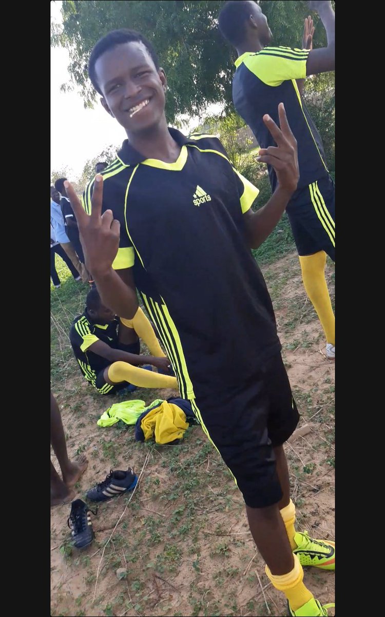 fc_tzz's tweet photo. Farewell @skeeper14_liman as you retired from professional football
@fc_tzz wishes you nothing but best of luck https://t.co/qO1vS2imOG