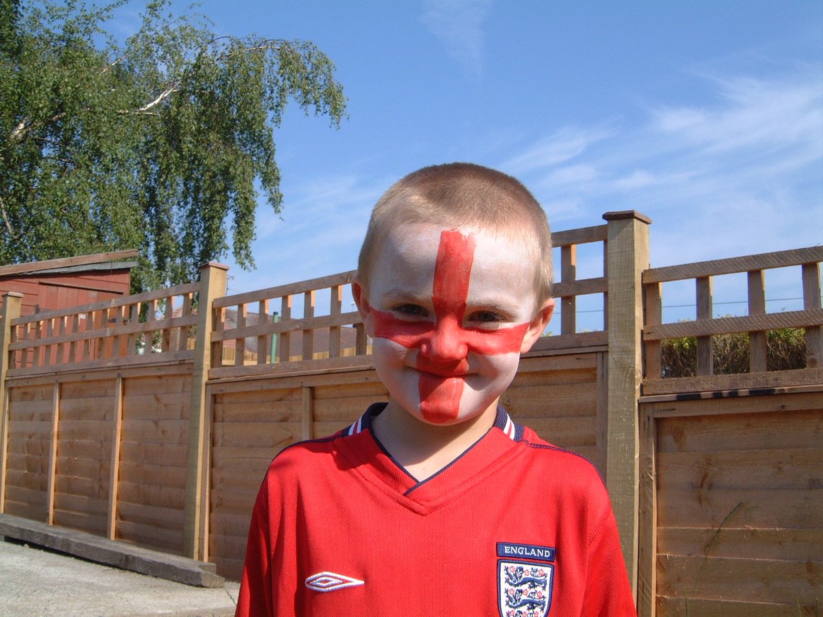 Madders10's tweet image. It hasn’t sunk in… I’m going to The World Cup😭 Dreams really do come true😢🏴🏆