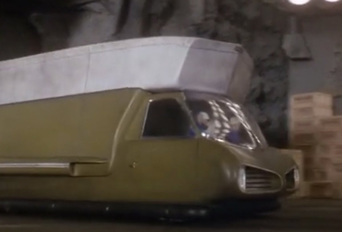 philzink's tweet photo. JOE 90 Hover vans. 
Kinda plane, kinda strange but definitely kinda cool. 
#joe90 #gerryanderson #hovervan https://t.co/INykLOlS7y