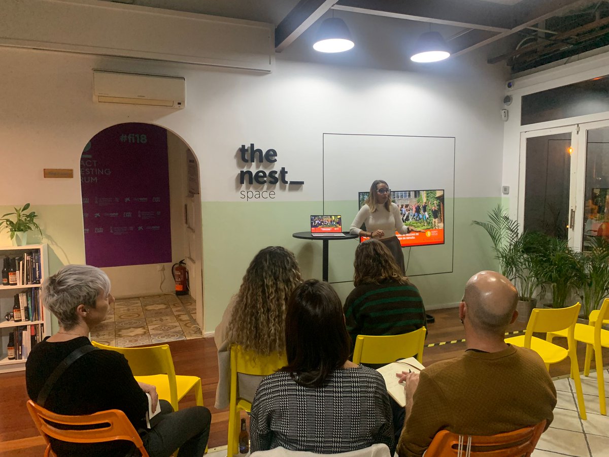 <a href="/AcumenAcademy/">AcumenAcademy</a> busca a 20 líderes capaces de generar un cambio sistémico en España⚡️

🔴🔛Sesión informativa de #AcumenFellows en @thenestspace con una audiencia muy interesada🙌
 
Más información sobre el programa👉 fellowship.acumenacademy.org/es/spain