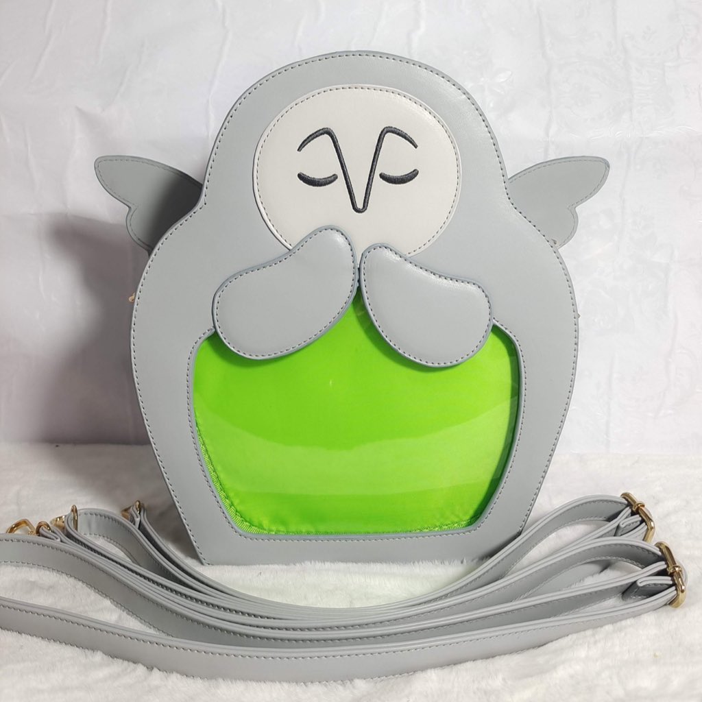 jupy314's tweet image. It costs $0 to retweet my small business 🥺❤️

Please consider getting some holiday shopping done with me! I have plushies, enamel pins, charms, stickers, and even more coming soon! Thank you so much!