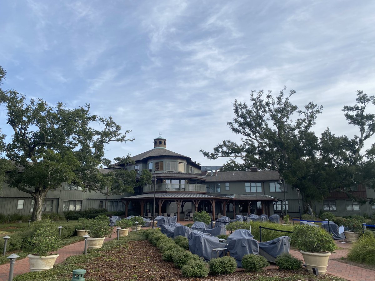 IAGABillWalker's tweet photo. What a week! Thankful to โGet Toโ spend time with so many or our members and partners at the @IAGA_Golf Annual Conference. It was great to network and re-connect with so many golf industry leaders #elevateIAGA #iaga22 @GolfGenius https://t.co/fqUMAHqE18