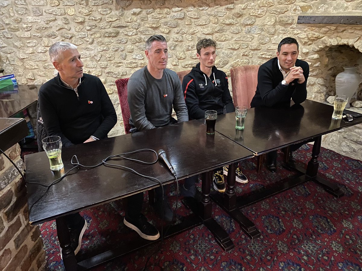 🎤 All set for this evening’s fans forum in the Shoulder of Mutton pub in Ruskington!

#WeAreImps