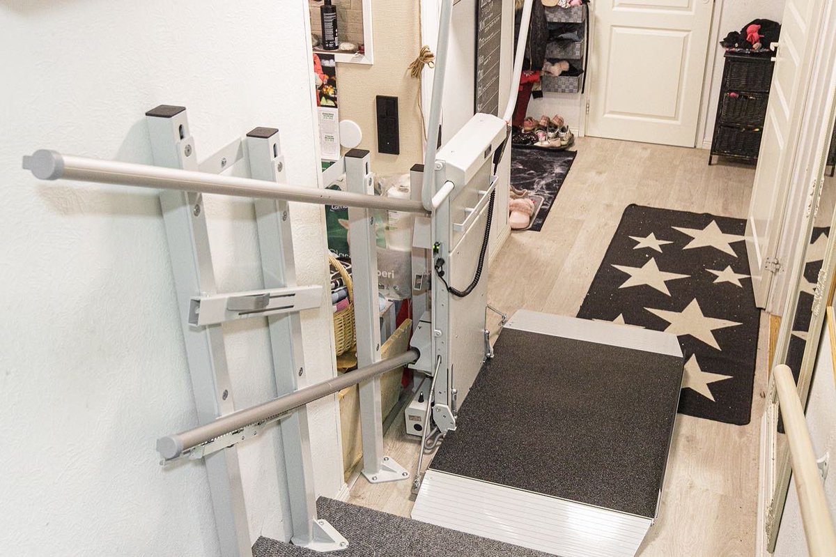 PekkaPippuri's tweet image. Voiko olla onnellisempaa asiaa kuin itsenäisyys ja oma vapaus liikkua ❤️ Pieni asia, kuten muutama porrasaskelma kotona voi aiheuttaa isoa mielipahaa, jos se estää oman vapauden.
cibeslift.com/fi #esteettömyys #yhdenvertaisuus #cibes