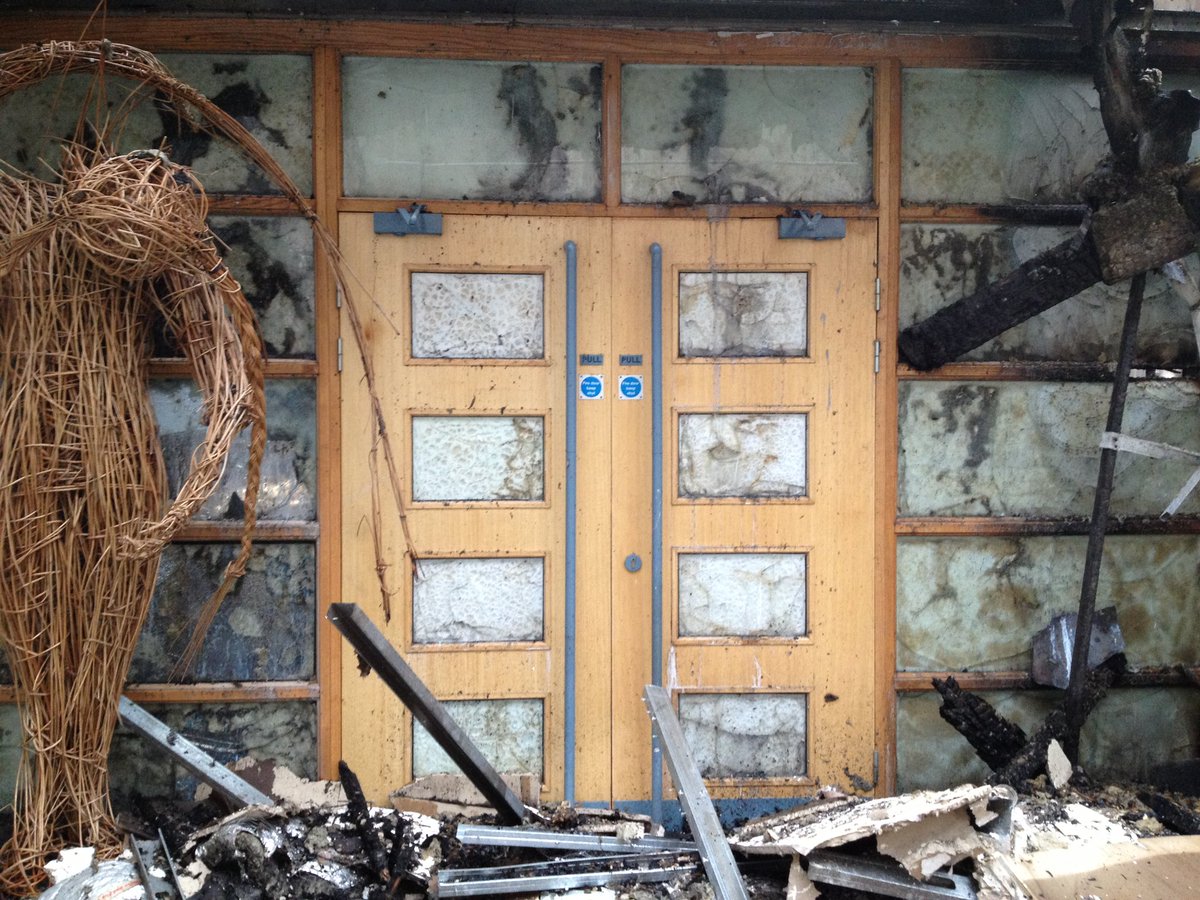 CardanFire's tweet photo. @LorientUK Glad to see the photos I took all those years ago are still a good example and providing education about the benefits of well fitting fire doors. #FDSW22 https://t.co/BgYxpeL1rV