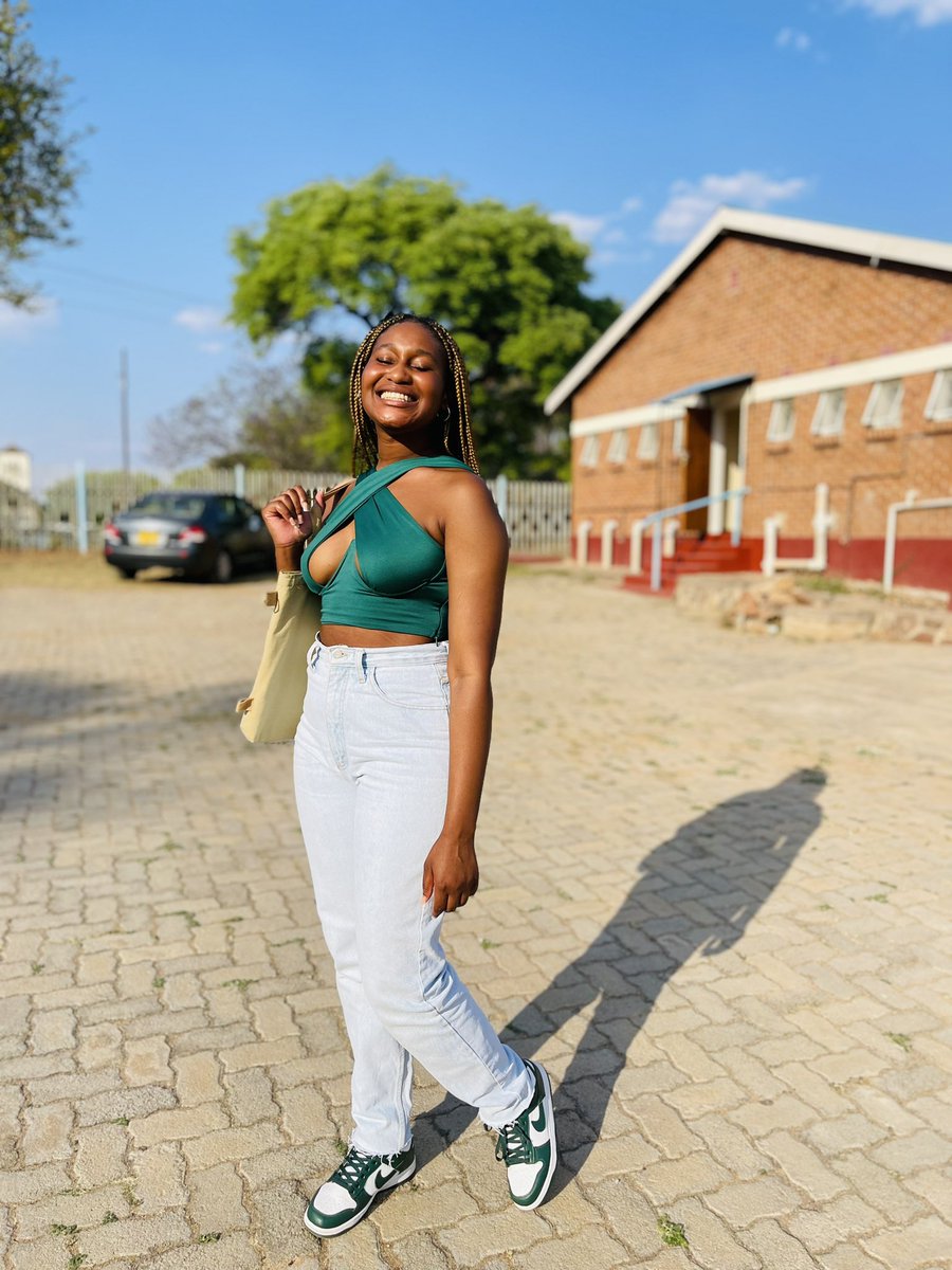 no_nhlanhla_m's tweet image. A year older❤️