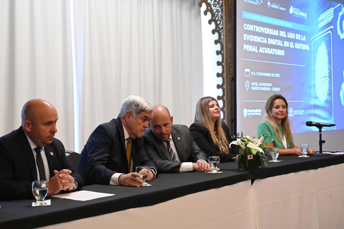 ric_sastre's tweet photo. El objetivo de este encuentro es seguir acercando a técnicos y peritos informáticos, jueces, fiscales y defensores, en las mesas de discusión con el fin de profundizar los conocimientos en casos en los que se requiera acudir a la recolección y tratamiento de la evidencia digital https://t.co/62I3oO8JW8