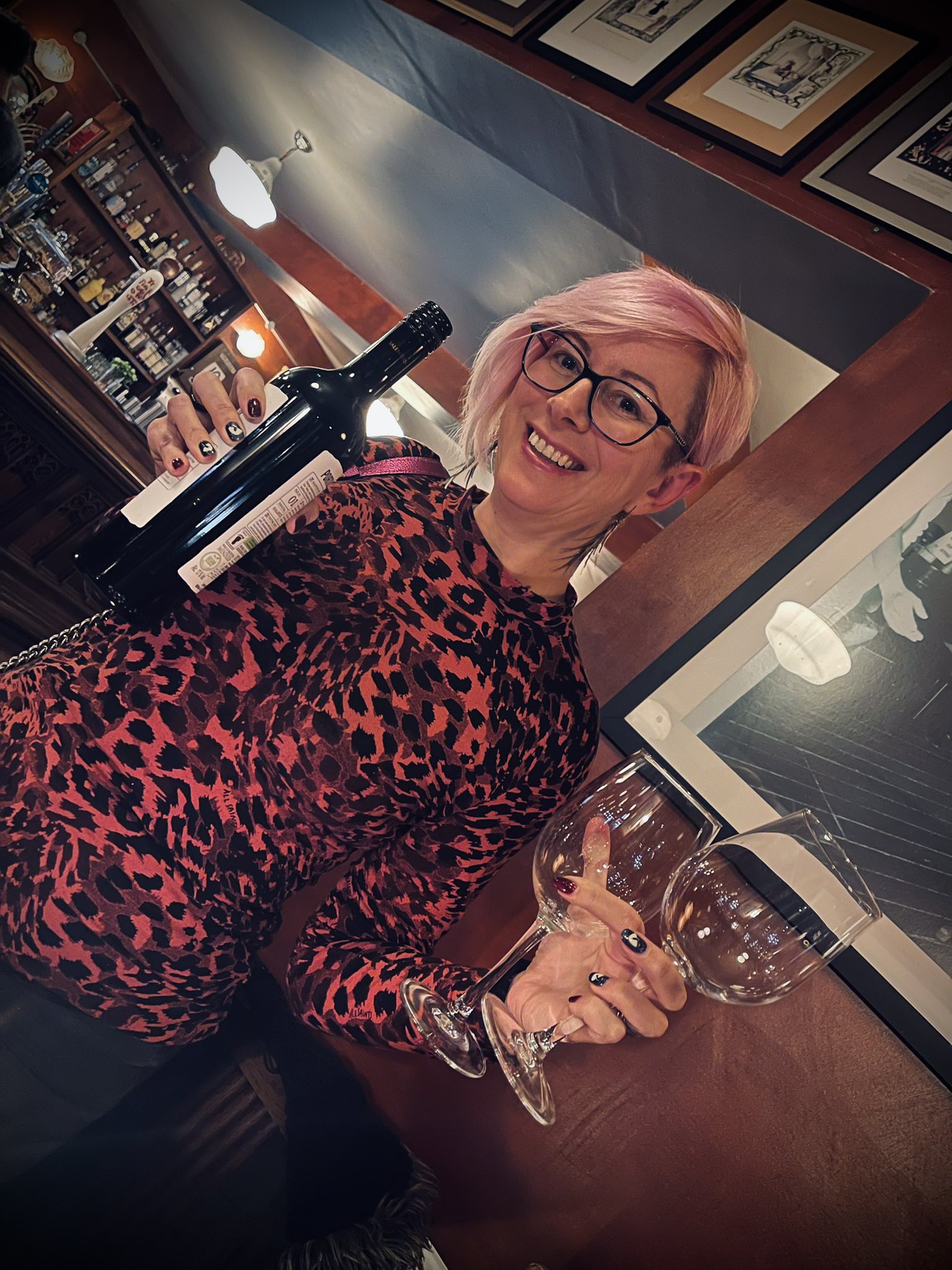 bed hoppers on Twitter "Drinks and food with my most favourite of