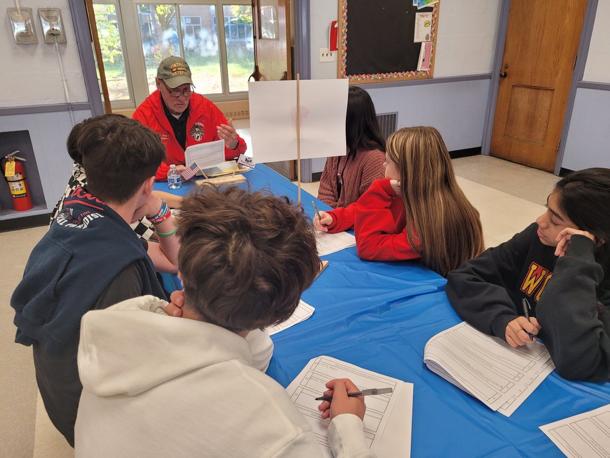 A. Dervisi tweet media