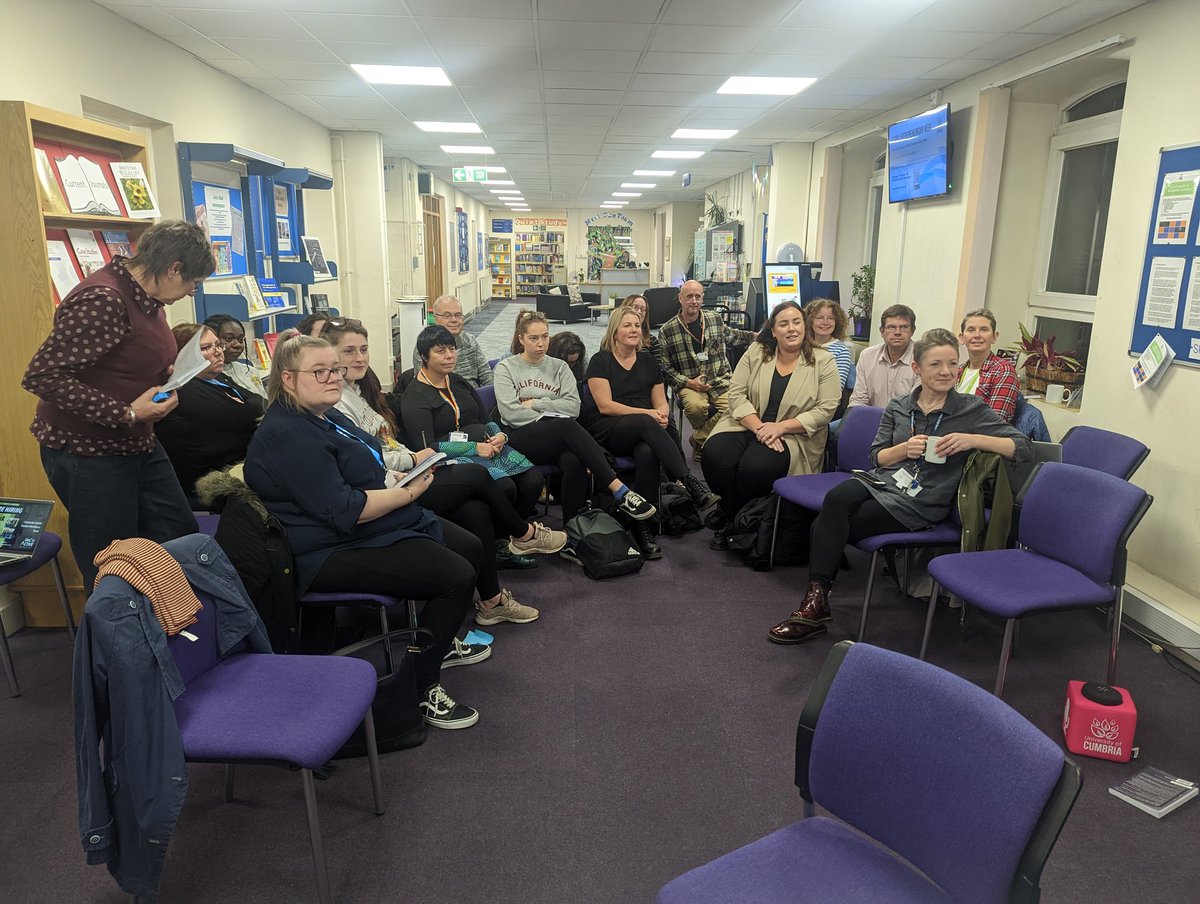 We're off! 
Social Work Book Group!
#swbkg 
#thebrightnessofstars