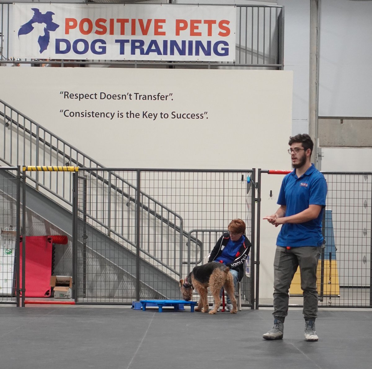 A little sneak peak of our advanced off leash class and their amazing work with their humans and fantastic host of class..our trainer GIO! 🐾 #positivepets #positivepetsboise #positivepetsdogtraining #advancedoffleash #offleashclass #dogtraining #groupclass