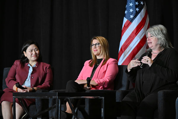 #ResilienceWeek2022 Keynote Reflections 👏 for sharing the latest public-private sector #resilience #innovations you are tracking for #infrastructure

@mariarobinsonMA <a href="/ENERGY/">U.S. Department of Energy</a>
<a href="/burkese/">Burke</a> Ecospherics
<a href="/LizRamDal/">Liz Ramsay Dalton</a> <a href="/BSPfirm/">Boundary Stone Partners</a>
<a href="/michaelmiltonwu/">MMW</a> <a href="/CnvrgStrategies/">Converge Strategies, LLC</a> 

resilienceweek.com