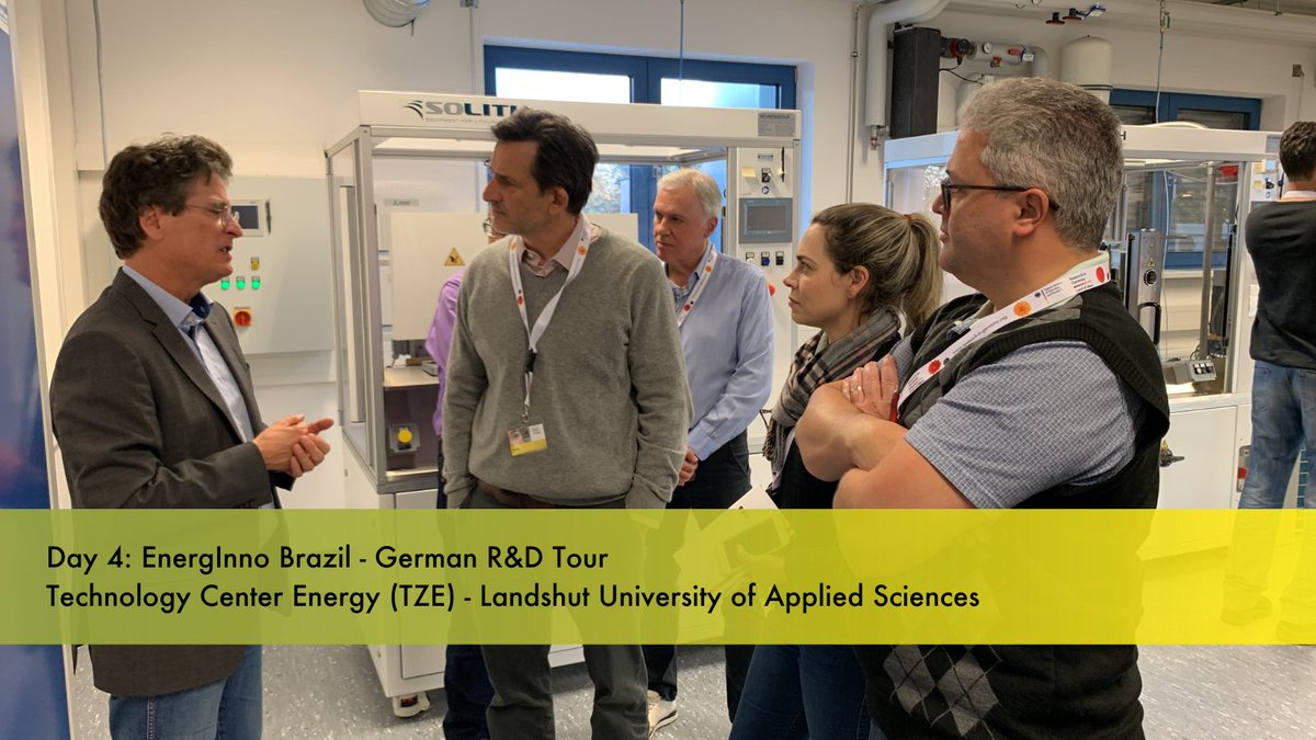 ResearchGermany's tweet image. Prof. Karl-Heinz Pettinger, Scientific Director of the Technology Center Energy in Ruhstorf @HaWLandshut, gives the Brazilian experts from #EnergInno a tour across the battery manufacturing #LithiumIon #RedoxFlow battery laboratory pilot plant. Thanks for this unique guided tour!