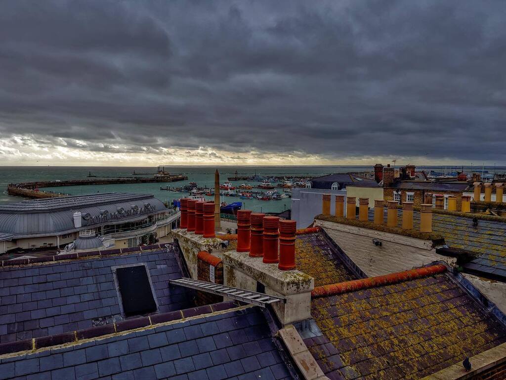 Seaside Sessions tweet media