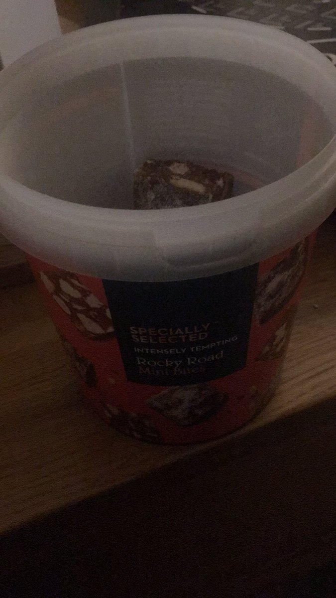 eglosw's tweet photo. Love a brand new but only half filled tub @AldiUK https://t.co/7XR0Ko7IMn