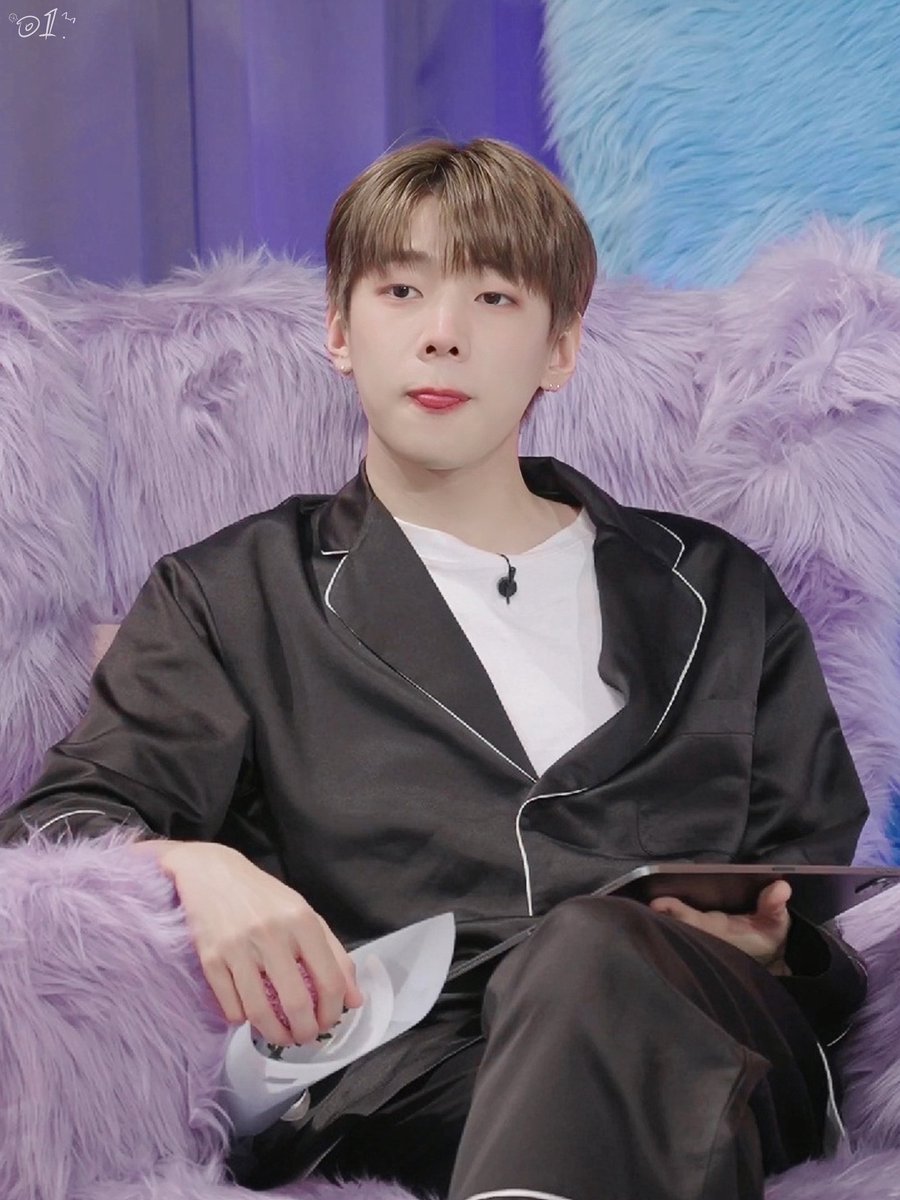 linyiqx's tweet photo. #재찬 #박재찬 #JAECHAN #DKZ https://t.co/9nhPPmPZwI