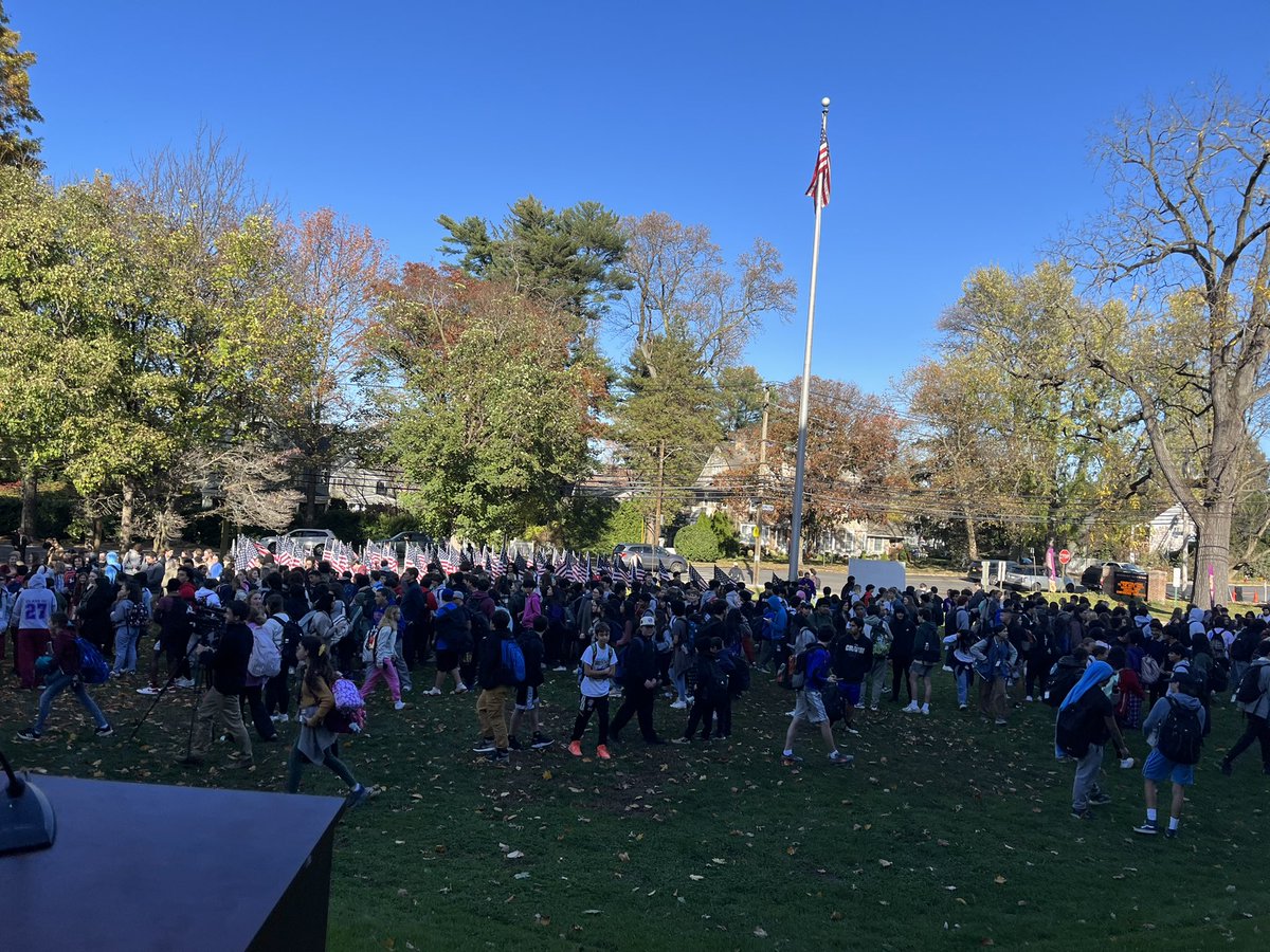 Sharon Lasher tweet media