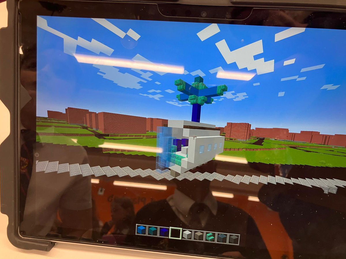 Year 6 Children’s Univeristy students enjoyed an engineering day <a href="/BristolAero/">Aerospace Bristol</a> <a href="/BSGChildrensUni/">Bristol & South Glos Children's Uni</a> and at <a href="/UWEBristol/">UWE Bristol</a> We explored Concorde, played aeroplane top trumps, designed fuel efficient vehicles using Minecraft and met a dancing robot.