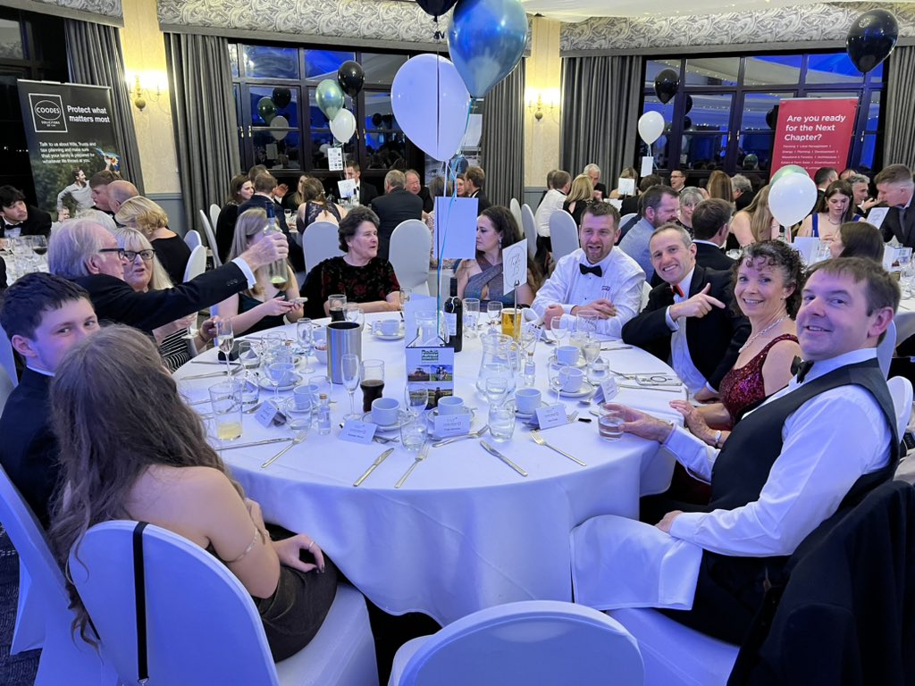 trudyherniman's tweet photo. Lovely to attend the @SouthWestFarmer #swfa2022 dinner @CornishMutual @Trinkdairy https://t.co/5NIrba9WV9