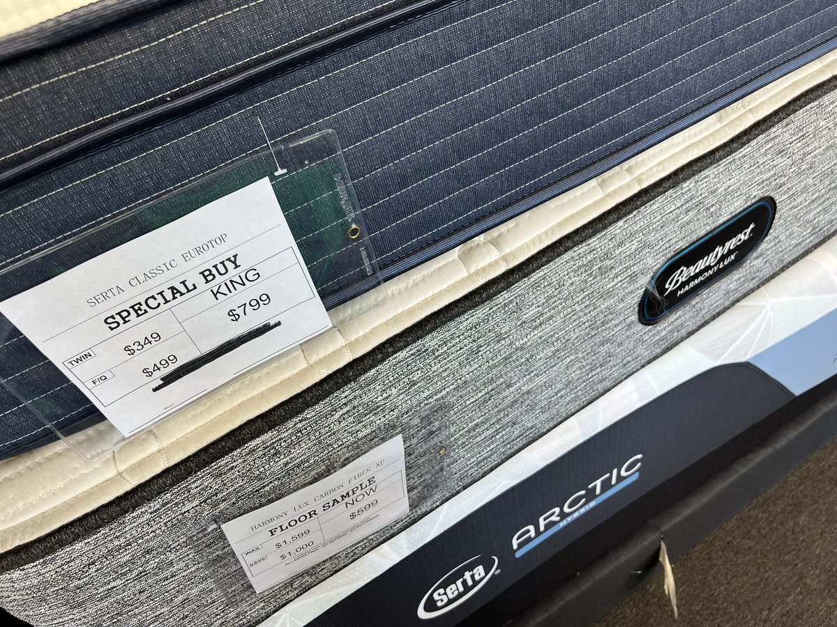 stlmattress's tweet photo. Outlet Savings on brand name mattresses https://t.co/cZu73bkvB4 https://t.co/ejCdhSrTkJ