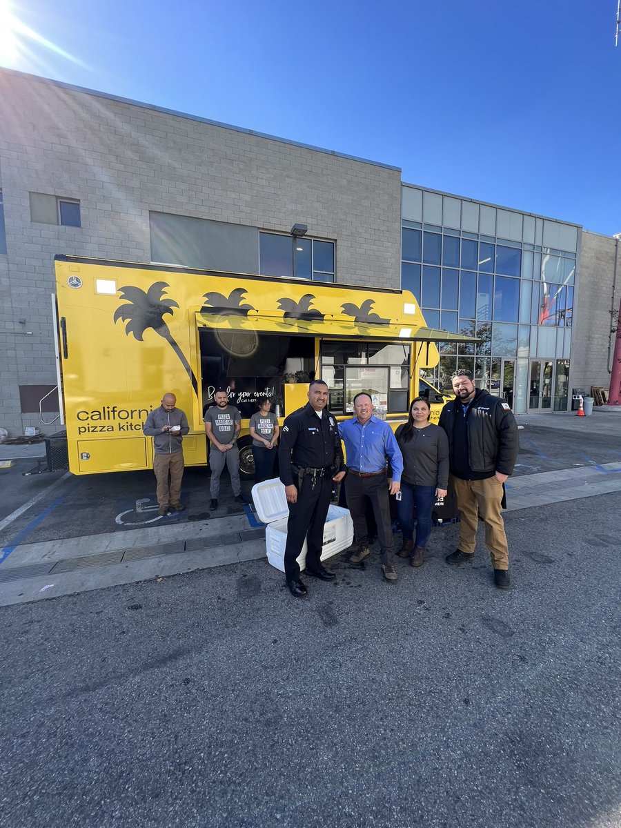 AlMendoza tweet media