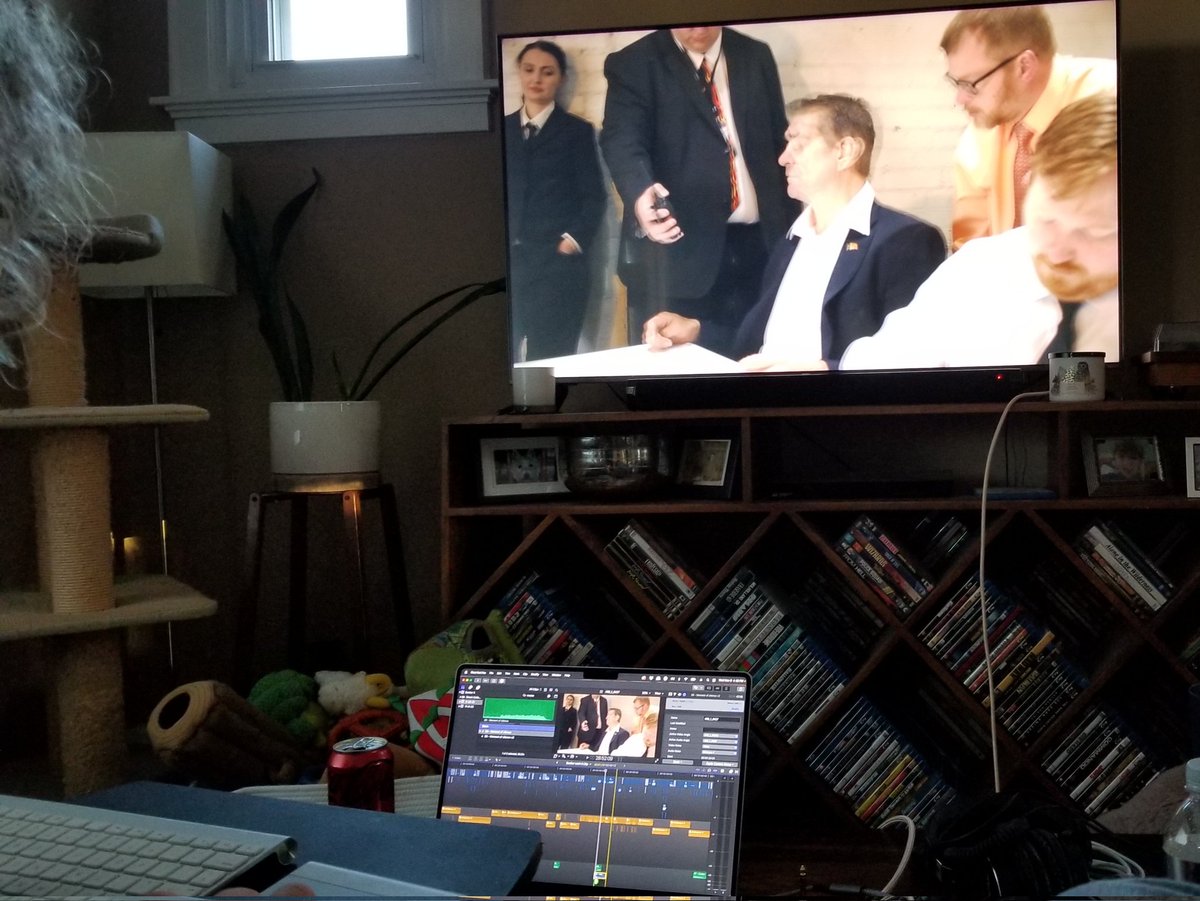 SIX DAYS.

Here's a look at yesterday's not quite final editing session. We almost have a movie!

Get your tickets while you can: esquiretheatre.com/page/15927/59-…