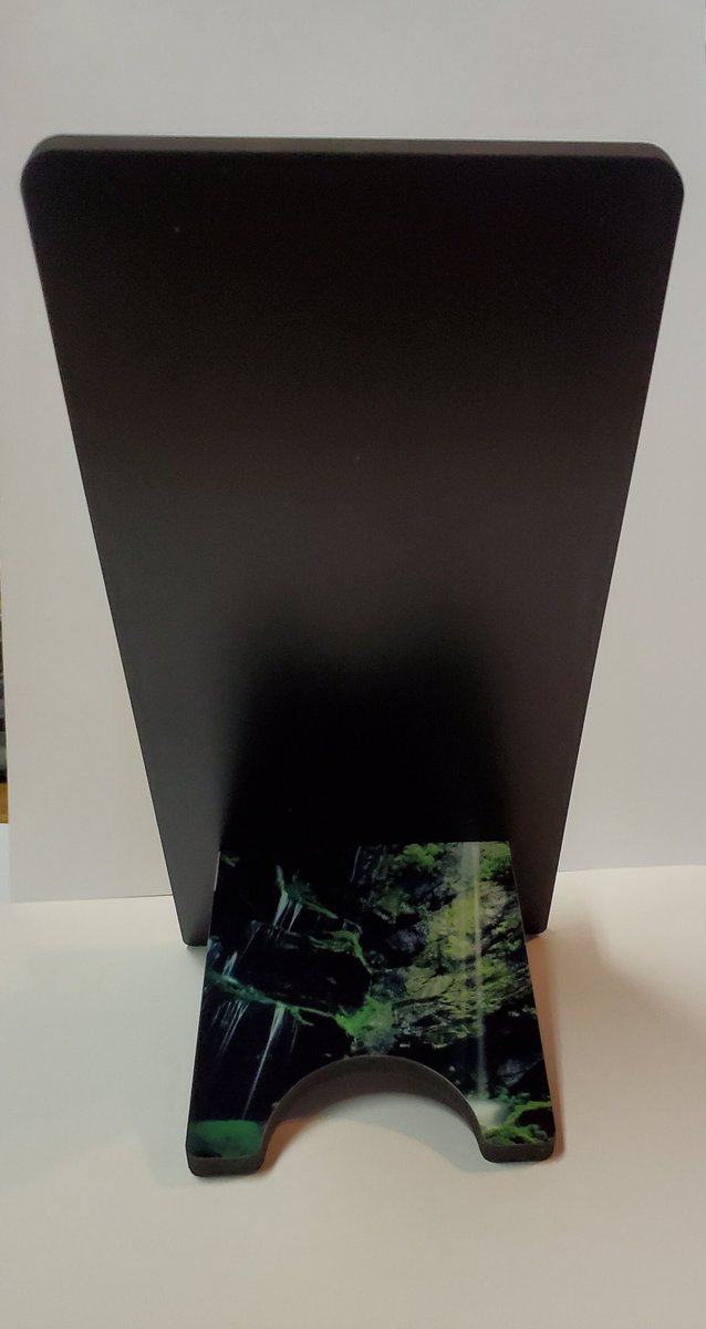 ProjectKalahari's tweet photo. Phone Stand - English Falls - 8 inch tall 3.75 inch wide
 #English #PhoneStand #MSLStudioShop #EtsySeller

👉https://t.co/BHfS2gU4pC https://t.co/QvlUCbK2sb