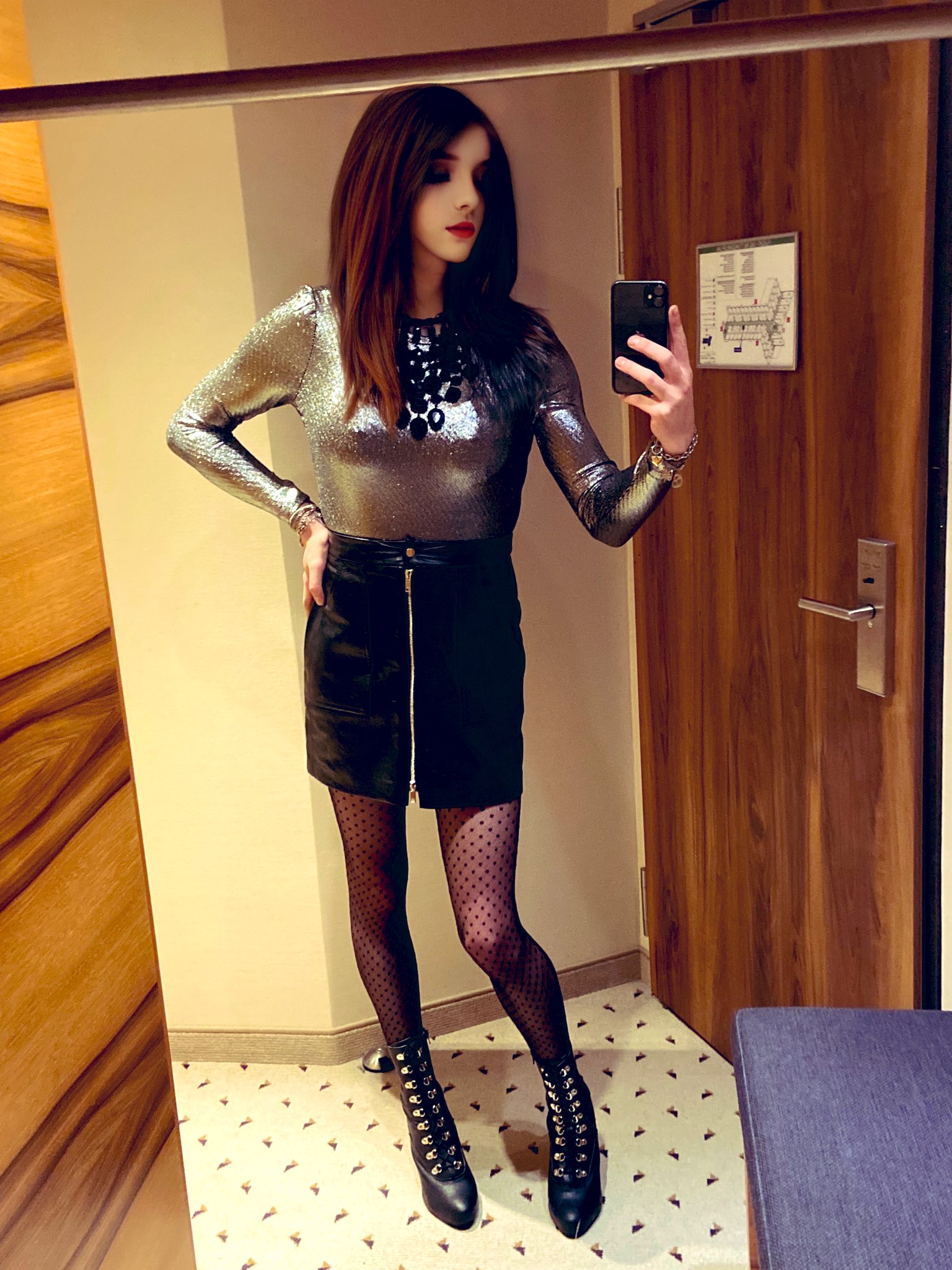 ๐๐Alina๐ฅฐ๐ 10 OnlyFans๐ฅต๐๐ on Twitter "Who wants to unzip the skirt? ๐